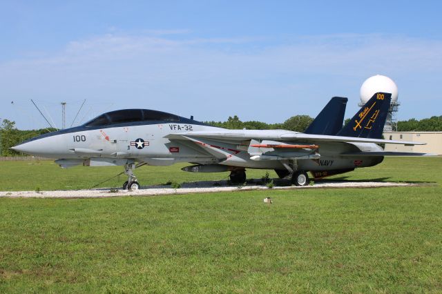 Grumman F-14 Tomcat (16-0401)