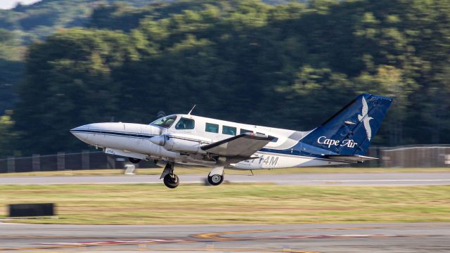 Cessna 402 (N2714M) - Early morning departure to BOS