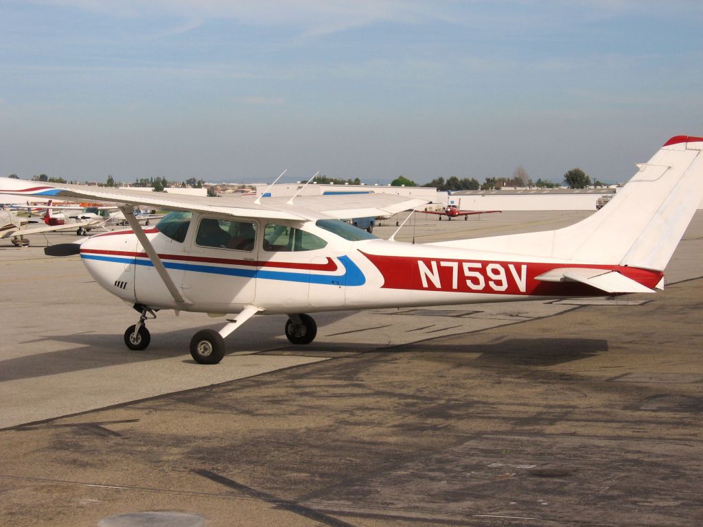 Cessna Skylane (N759V) - Parked at Fullerton