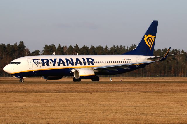 Boeing 737-800 (EI-FTK)