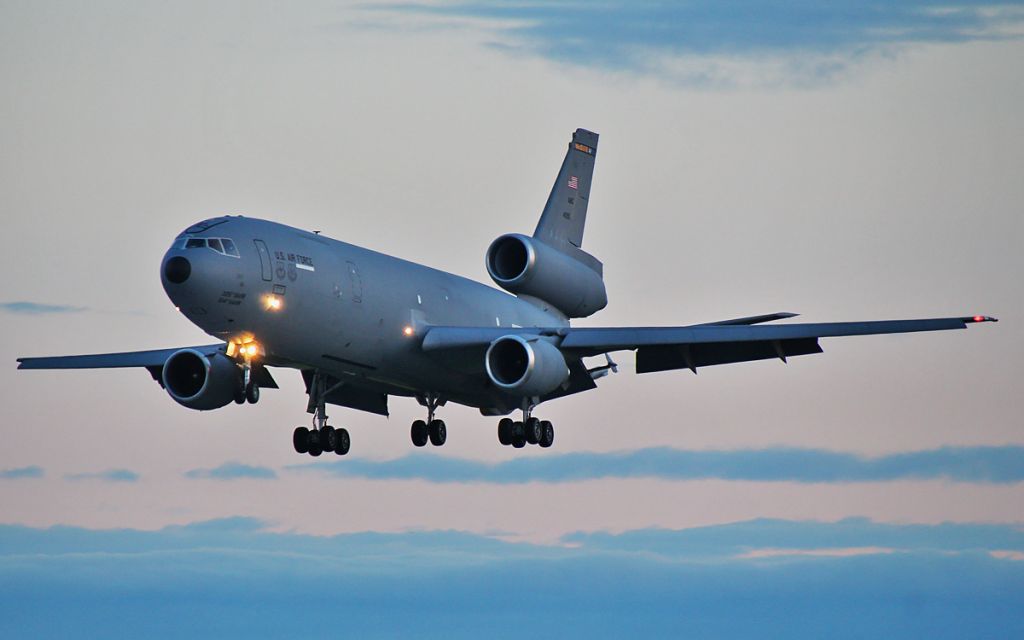 84-0190 — - usaf mcguire kc-10a 84-0190 late evening arrival in shannon 27/5/14.