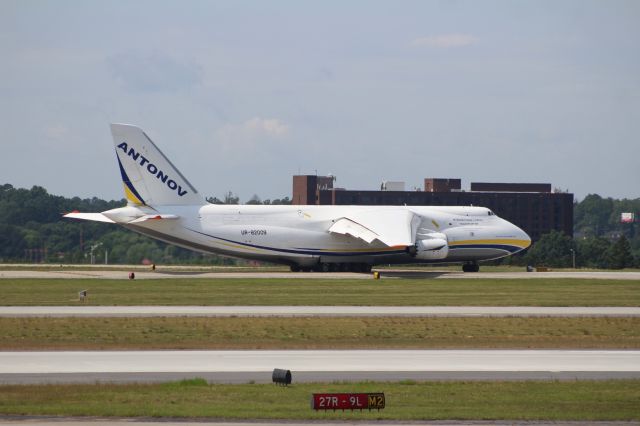 Antonov An-124 Ruslan (UR-82009)