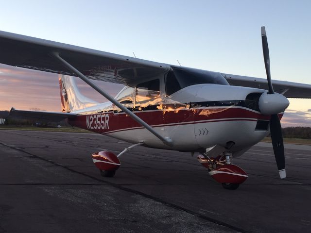 Cessna Skylane (N2355R) - Upper Mississippi Valley sunset