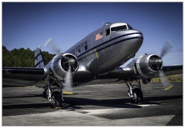 Douglas DC-3 (N877MG) - Historic Flight Foundation