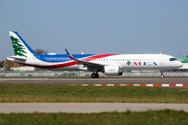 Airbus A321neo (T7ME8) - Departing rwy 09L on 22-Apr-21 operating flight MEA202 to OLBA.