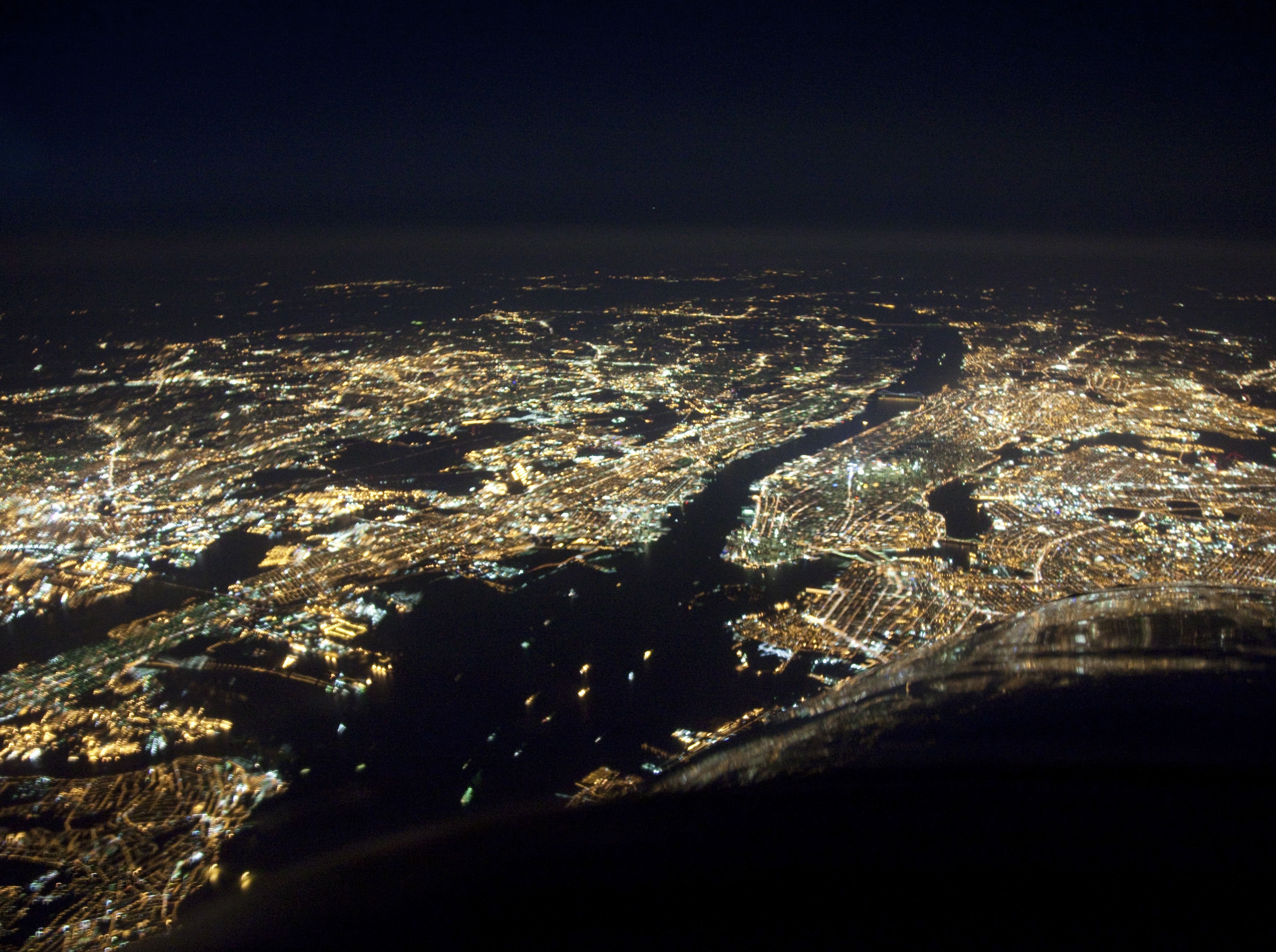 Beechcraft Premier 1 (N351CB) - Manhattan at night.