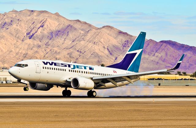 Boeing 737-700 (C-FGWJ) - C-FGWJ WestJet Boeing 737-7CT / 226 (cn 32764/1553) -  Las Vegas - McCarran International (LAS / KLAS) USA - Nevada, December 03, 2011 Photo: Tomás Del Coro