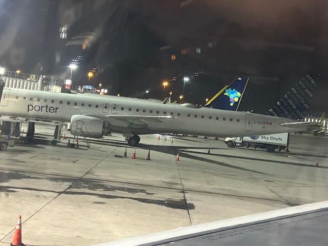 C-GKQS — - PD E195-E2 getting ready to operate PD510 KFLL-CYYZ