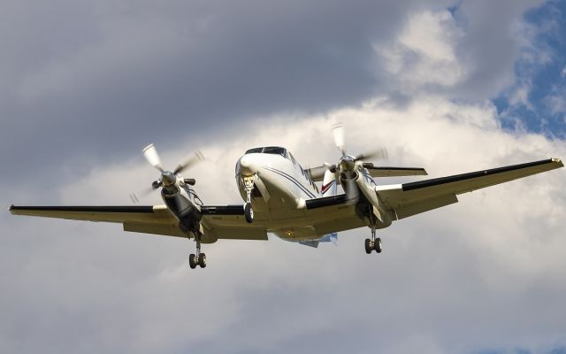 Beechcraft Super King Air 200 (C-FPNX)