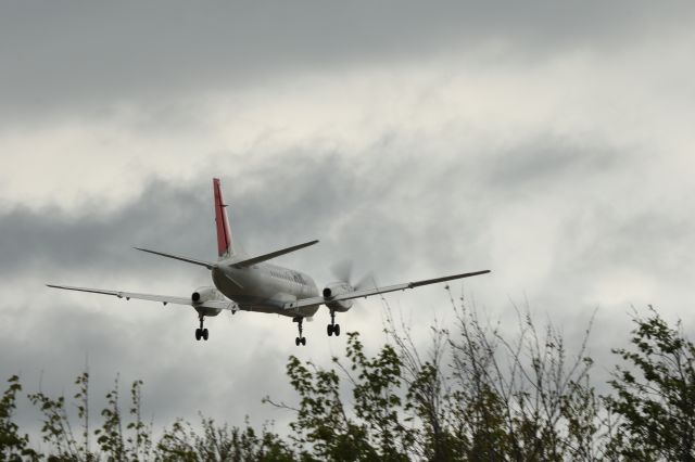 Saab 340 (JA03HC) - 16 May 2015:OKD-HKD