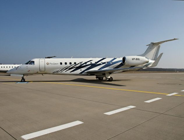 Embraer ERJ-135 (VP-BGL) - Rusjet Cyrillic titles