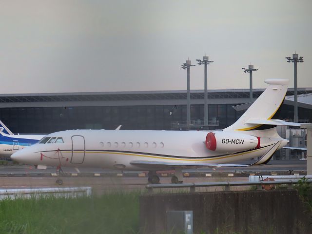 Dassault Falcon 2000 (OO-MCW) - Photo taken on Oct 08, 2023.