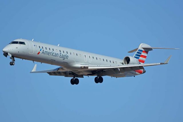 Canadair Regional Jet CRJ-900 (N918FJ) - American Eagle Canadair CRJ-900 N918FJ at Phoenix Sky Harbor on February 6, 2018.