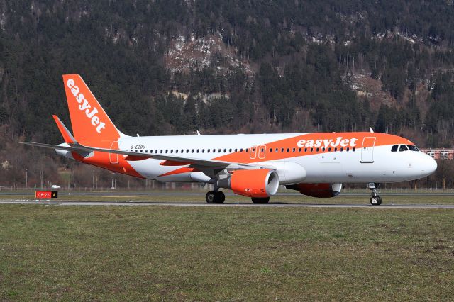 Airbus A320 (G-EZOU)