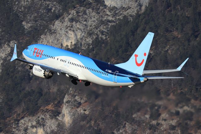 Boeing 737 MAX 8 (G-TUMS)