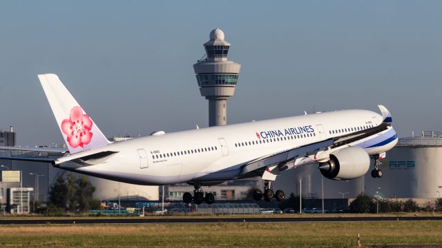 Airbus A350-900 (B-18910)