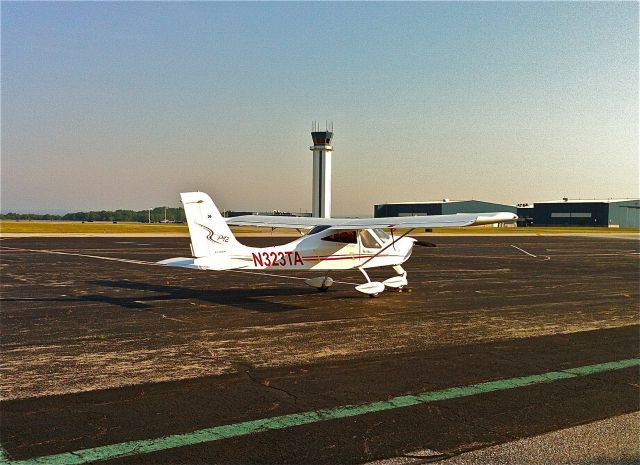 TECNAM SeaSky (N323TA)