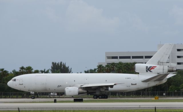 McDonnell Douglas DC-10 (C-GKFD)
