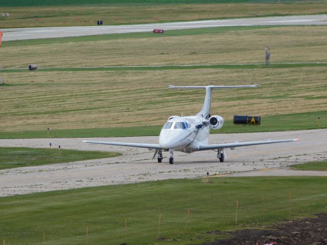 Embraer Phenom 100 (N435SC)