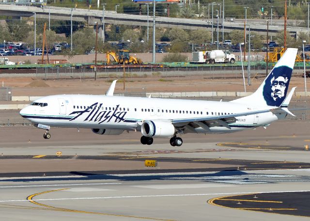 Boeing 737-900 (N403AS)