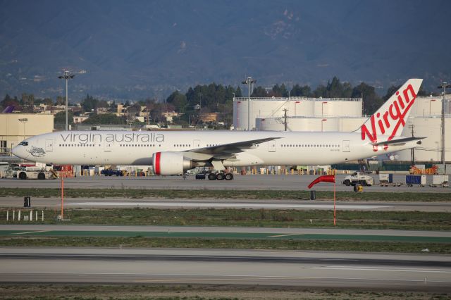 BOEING 777-300ER (VH-VPD)