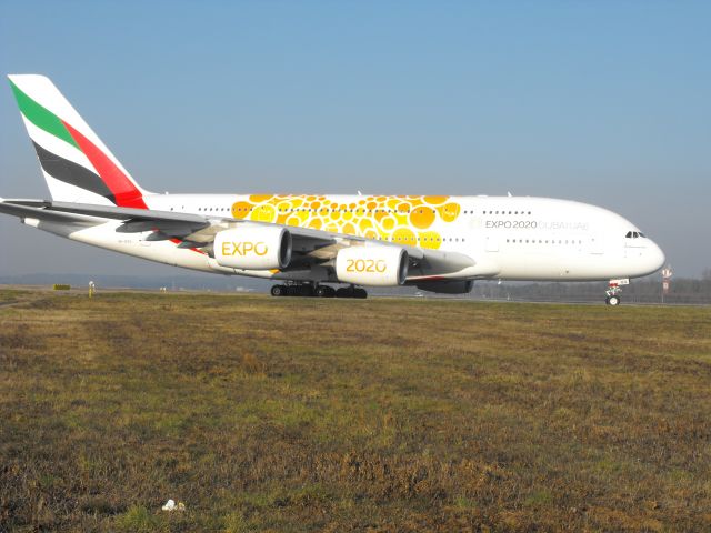 Airbus A380-800 (A6-EOU)