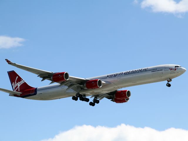 Airbus A340-600 (G-VNAP)