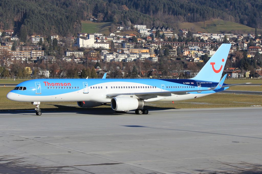 Boeing 757-200 (G-OOBH)