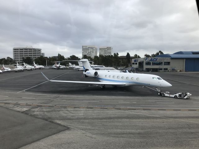 Gulfstream Aerospace Gulfstream G650 (N516PL) - Taken during helicopter taxi to ACI east