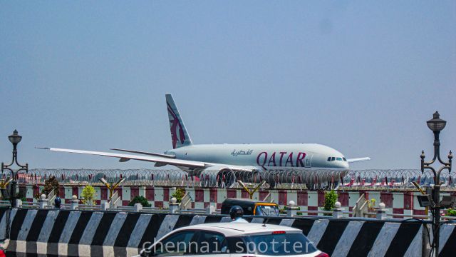 Boeing 777-200 (A7-BFC)