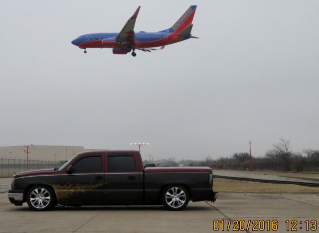 Boeing 737-700 (N472WN)