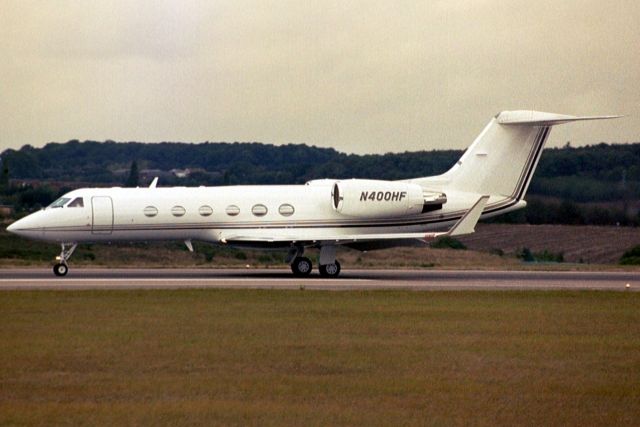 Gulfstream Aerospace Gulfstream IV (N400HF) - Departing rwy 26 on 10-Sep-03.  Reregistered N904TC, N944TC 3-Apr-15 then exported to Saudi Arabia 27-Jan-16 where it became HZ-SK1.