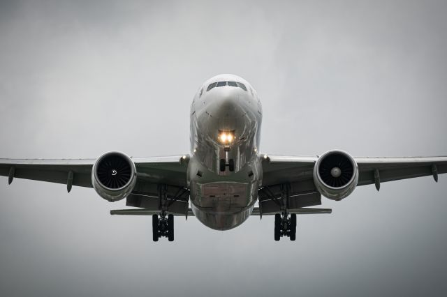 Boeing 777-200 (F-GSPZ)