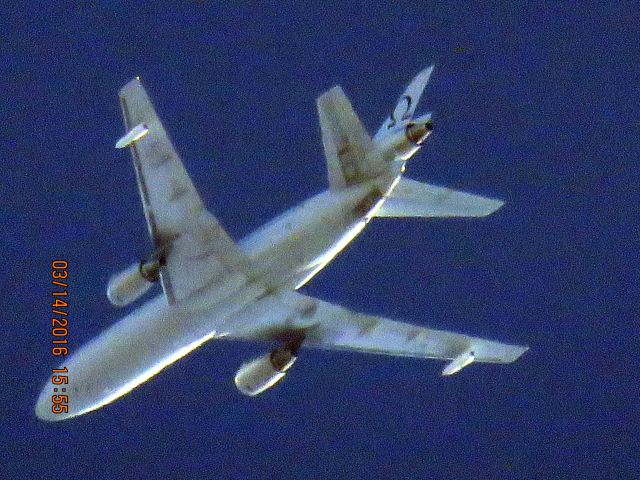 McDonnell Douglas DC-10 (N974VV)