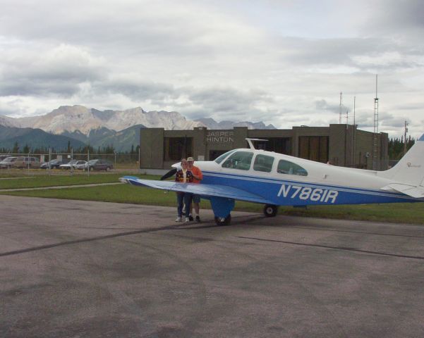 Beechcraft 35 Bonanza (N7861R)