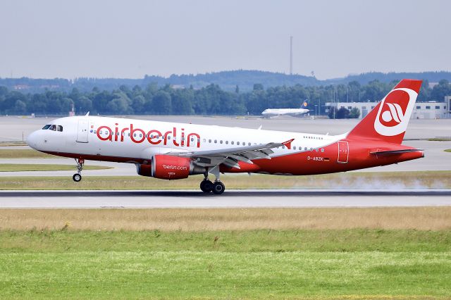 Airbus A320 (D-ABZK)