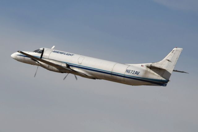 N672AV —