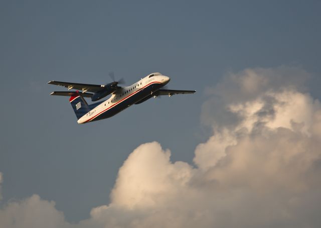 N335EN — - Sunset departure from runway 18L, Charlotte, North Carolina USA