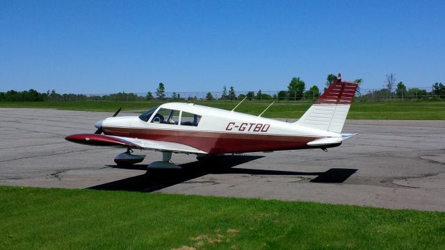 Piper Cherokee (C-GTBD)