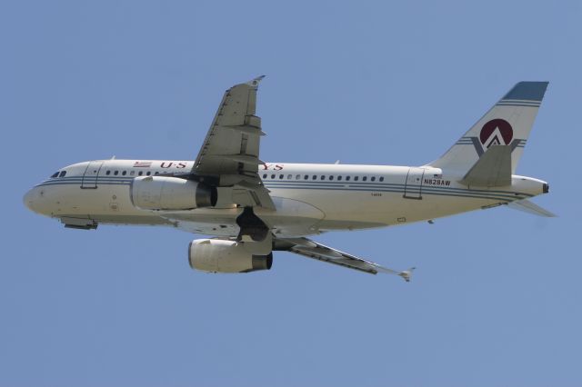 Airbus A319 (N828AW) - April 21, 2014 - US Airways departed from Washington Reagan 