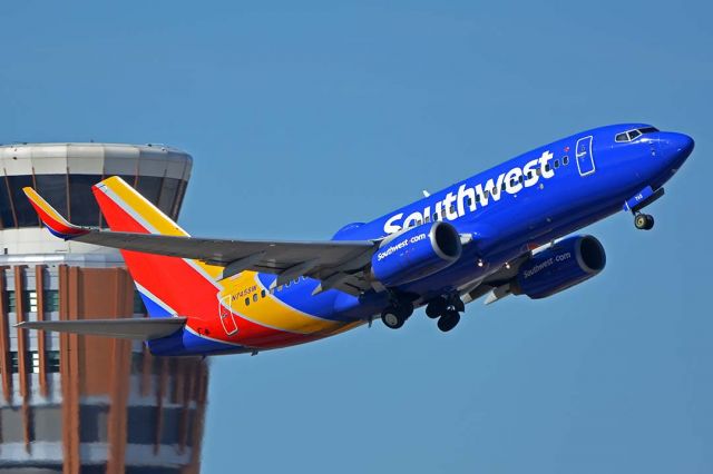 Boeing 737-700 (N745SW) - Southwest Boeing 737-7H4 N745SW at Phoenix Sky Harbor on January 25, 2018.  