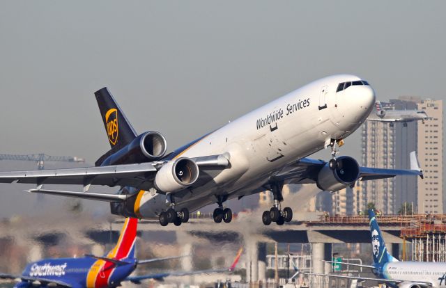 Boeing MD-11 (N254UP) - UPS