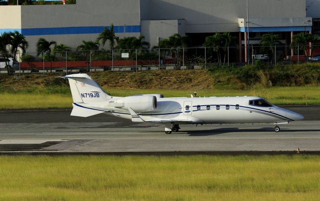 Learjet 60 (N719JB)