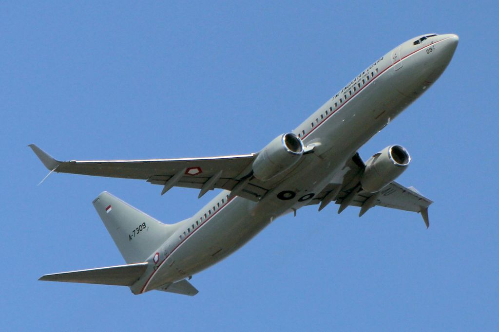 Boeing 737-700 (A7309)