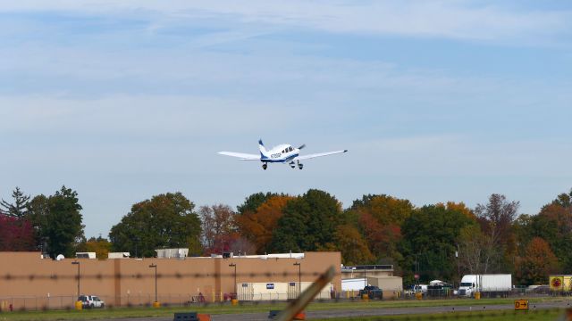 Piper Cherokee (N720GP)