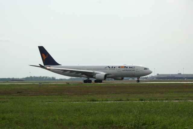 Airbus A330-300 (EI-DIR)