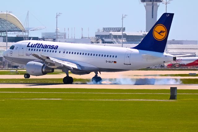 Airbus A320 (D-AILP)