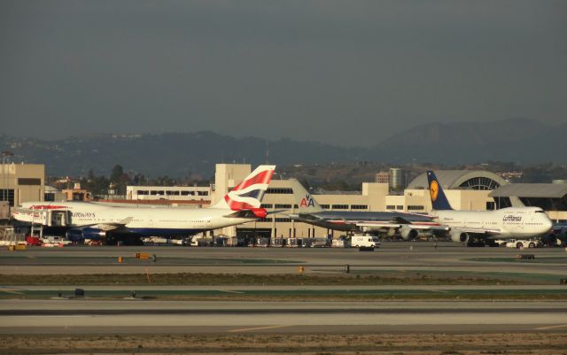 Boeing 747-400 (G-CIVJ)