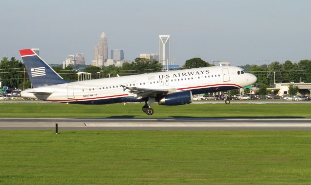 Airbus A320 (N657AW) - July 16, 2013