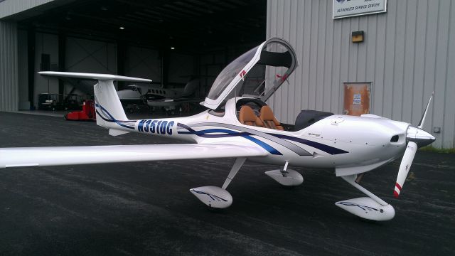 Diamond DA-20 (N351DC) - Being picked up to be flown to its new home base from KJYO to KERI!